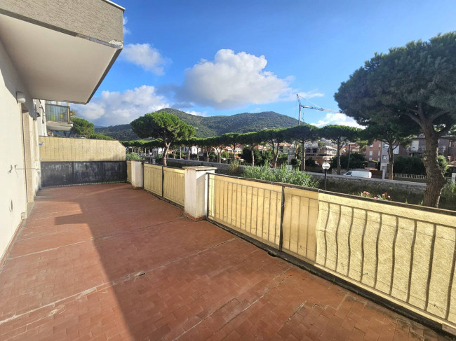 Appartamento in vendita a Pietra Ligure