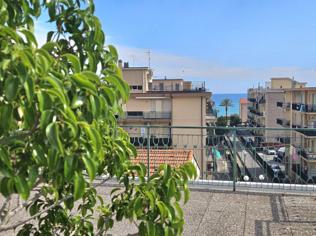 Appartamento in vendita a Pietra Ligure
