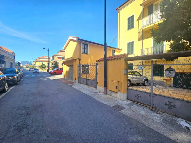 Appartamento in vendita a Pietra Ligure