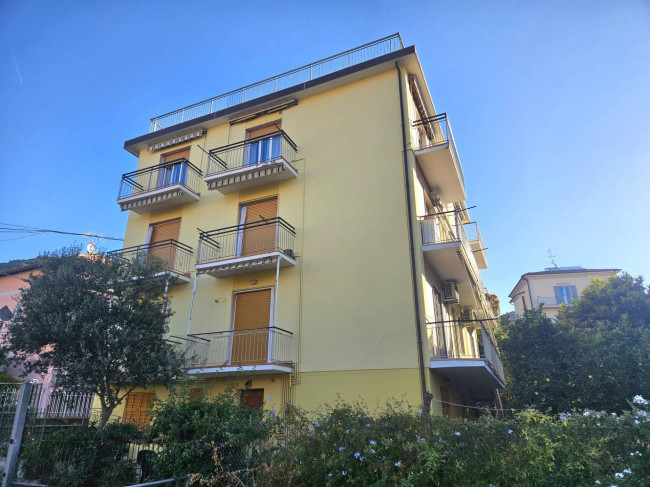 Appartamento in vendita a Borgio Verezzi