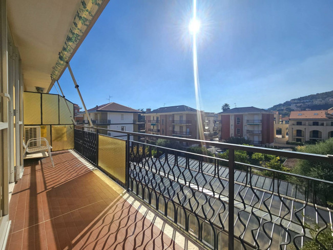 Appartamento in vendita a Pietra Ligure