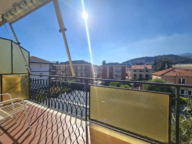 Appartamento in vendita a Pietra Ligure
