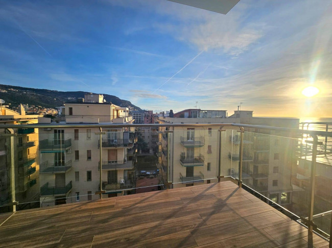 Appartamento in vendita a Pietra Ligure