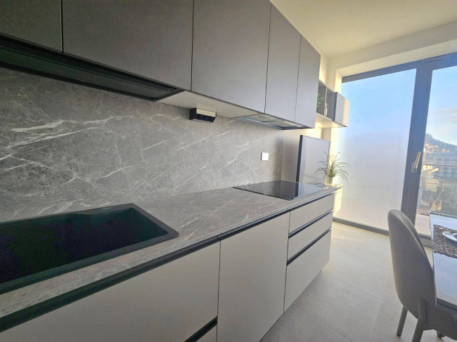 Appartamento in vendita a Pietra Ligure