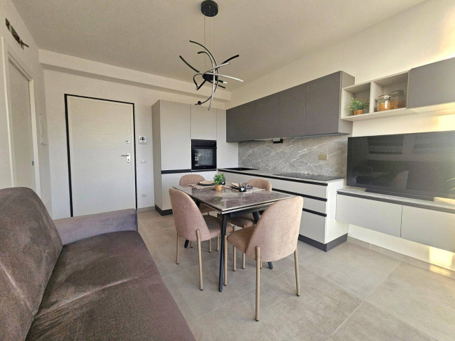 Appartamento in vendita a Pietra Ligure