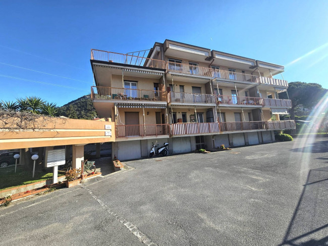 Appartamento in vendita a Pietra Ligure