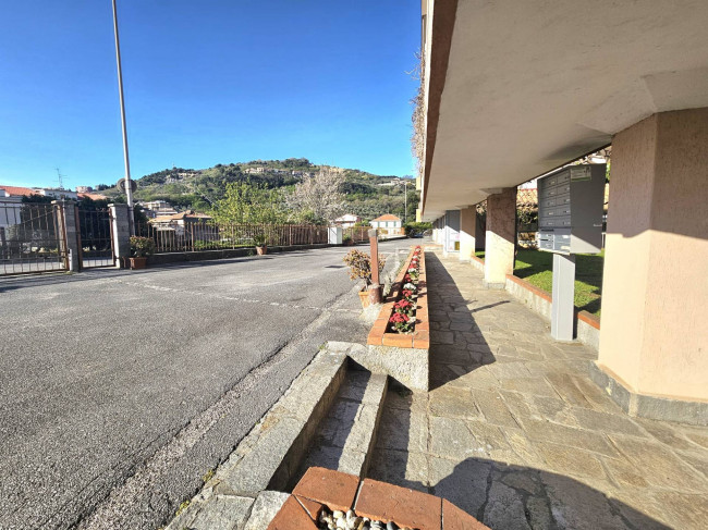Appartamento in vendita a Pietra Ligure