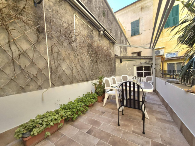 Appartamento in vendita a Pietra Ligure