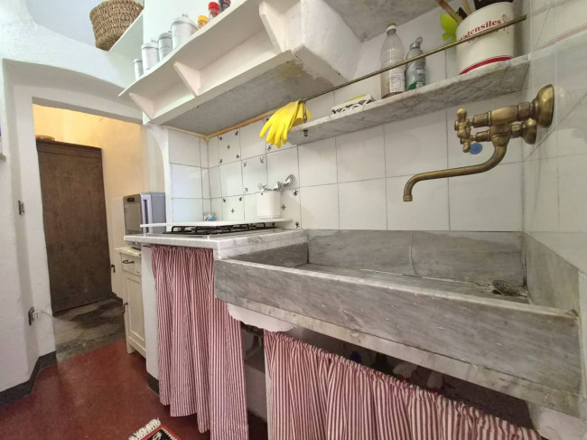 Appartamento in vendita a Pietra Ligure