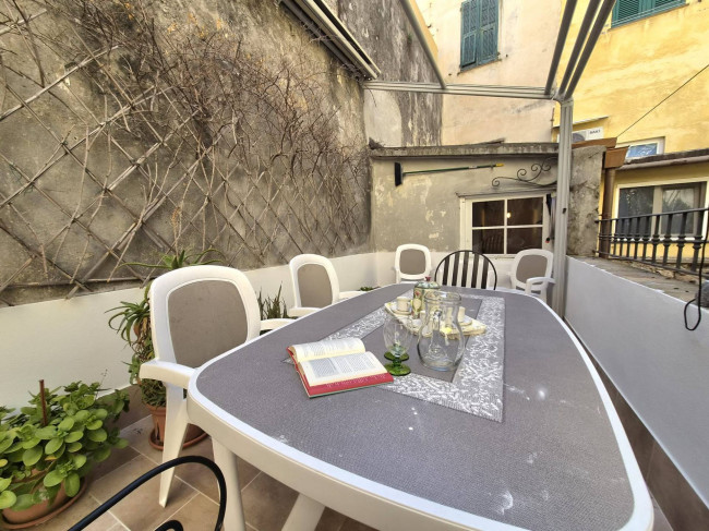 Appartamento in vendita a Pietra Ligure