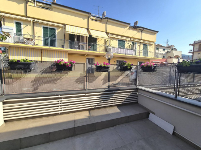 Appartamento in vendita a Pietra Ligure