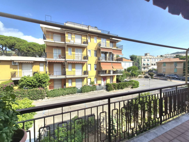 Appartamento in vendita a Pietra Ligure