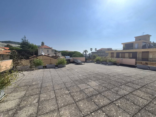 Appartamento in vendita a Pietra Ligure