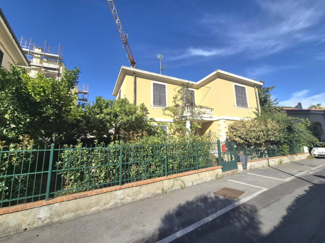 Villa in vendita a Borgio Verezzi