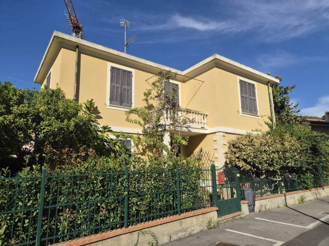 Villa in vendita a Borgio Verezzi
