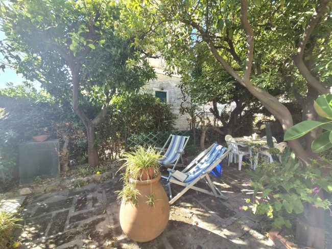 Villa in vendita a Borgio Verezzi