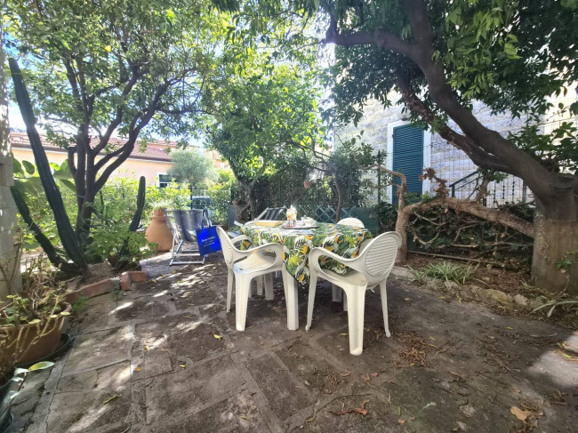 Villa in vendita a Borgio Verezzi