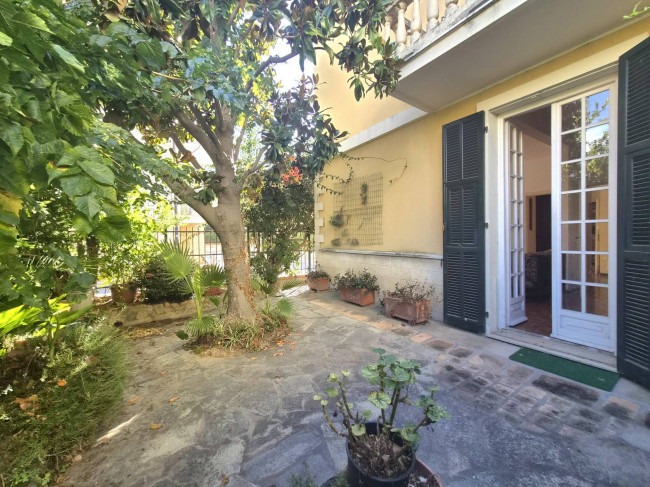 Villa in vendita a Borgio Verezzi