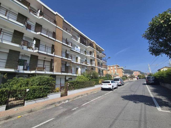 Appartamento in vendita a Pietra Ligure