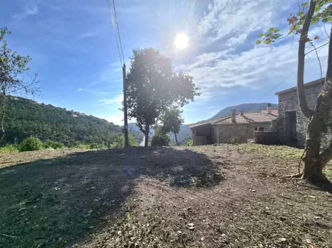 Rustico in vendita a Spotorno