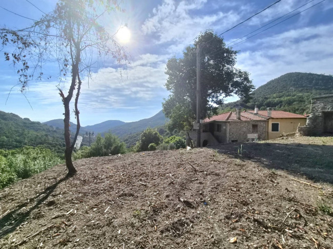 Rustico in vendita a Spotorno