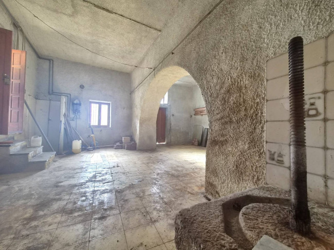Rustico in vendita a Spotorno
