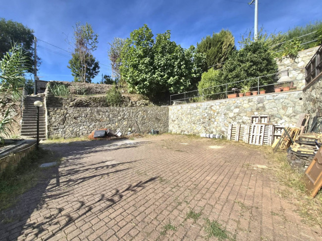 Rustico in vendita a Spotorno