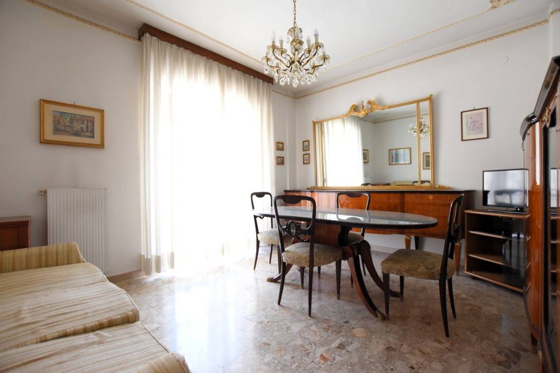 Immagine 1 di Appartamento in vendita  in via Rockefeller 27c a Sassari