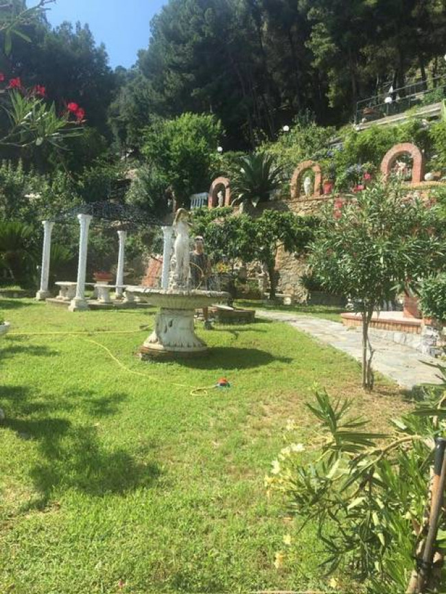 Villa in vendita a Laigueglia (SV)