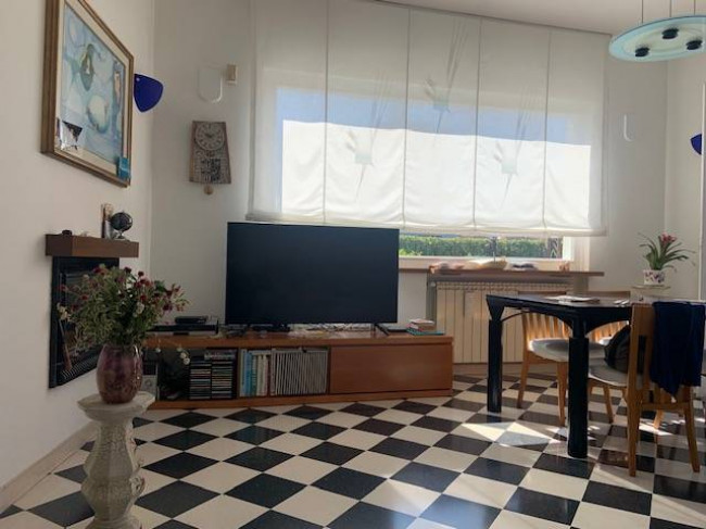 Villa in Vendita a Borghetto Santo Spirito