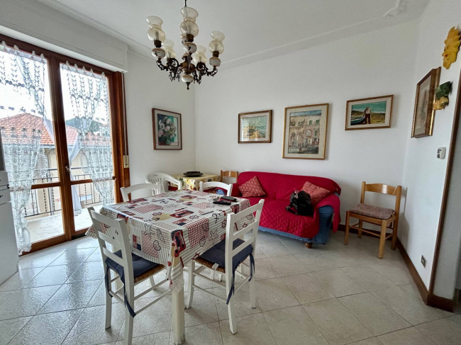 Appartamento in Vendita a Borghetto Santo Spirito