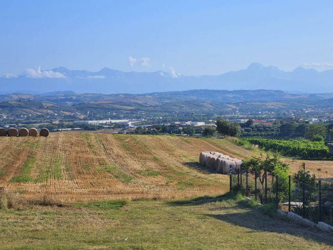 Terreno edificabile in vendita a Colonnella (TE)