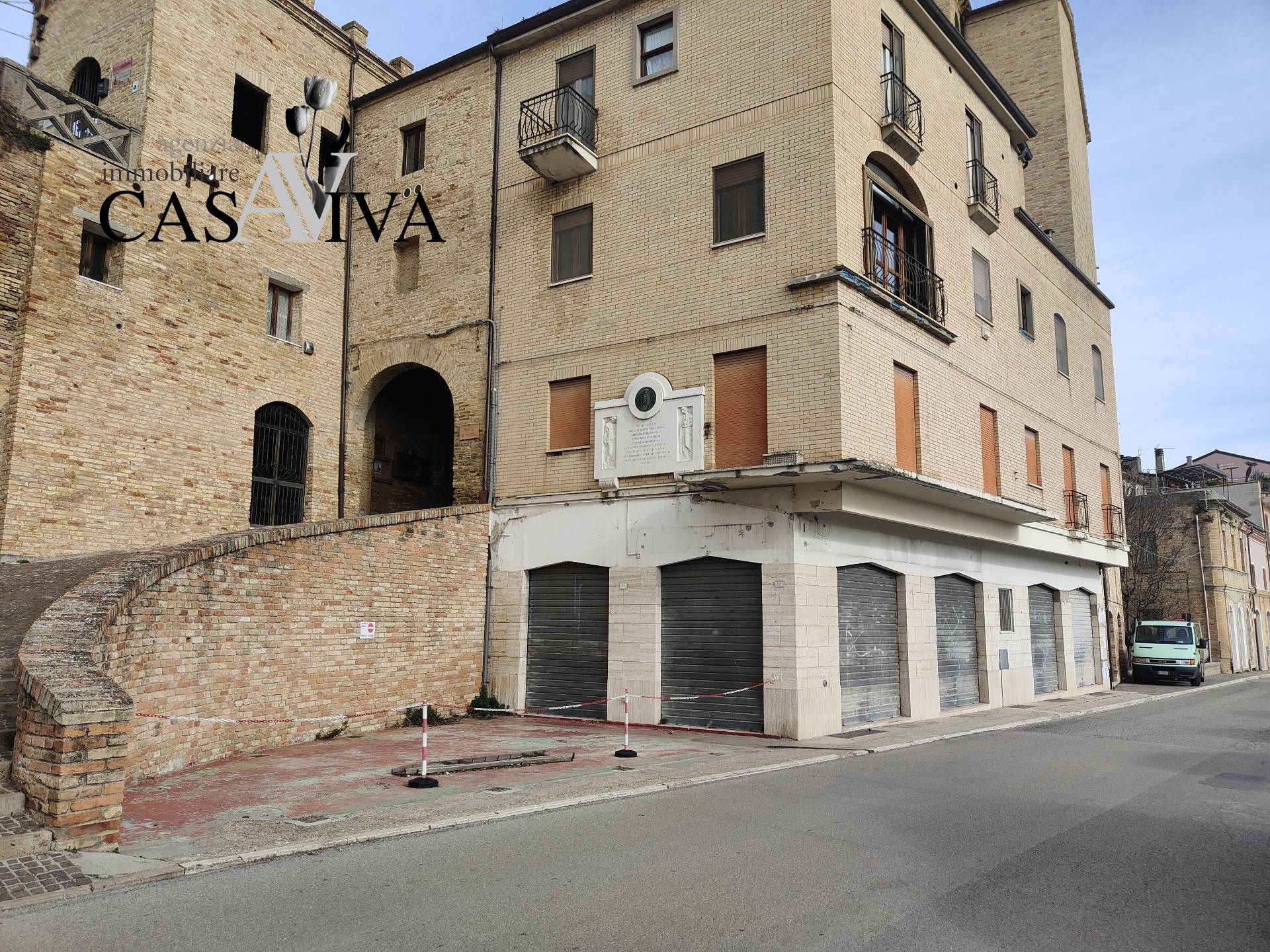 Negozio a Acquaviva Picena