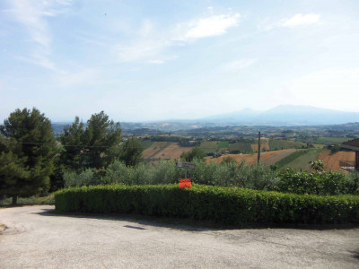 Terreno edificabile a Acquaviva Picena