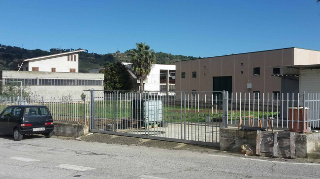 Terreno industriale in vendita a Acquaviva Picena (AP)