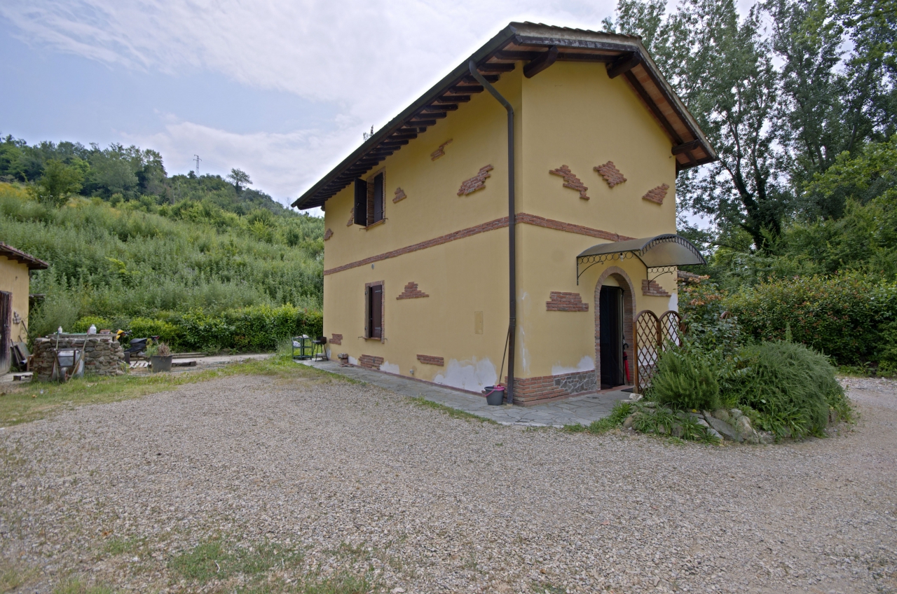 Cascina/Casale/Masseria in vendita a Reggello