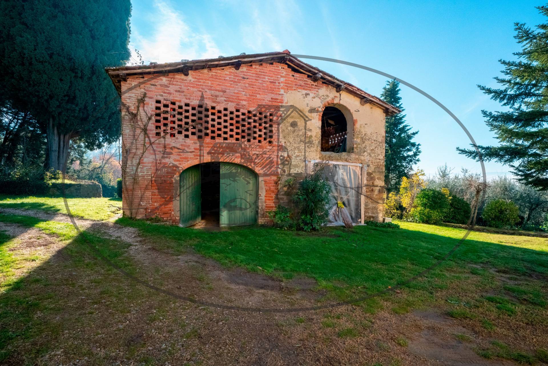 Cascina/Casale/Masseria in vendita a Reggello