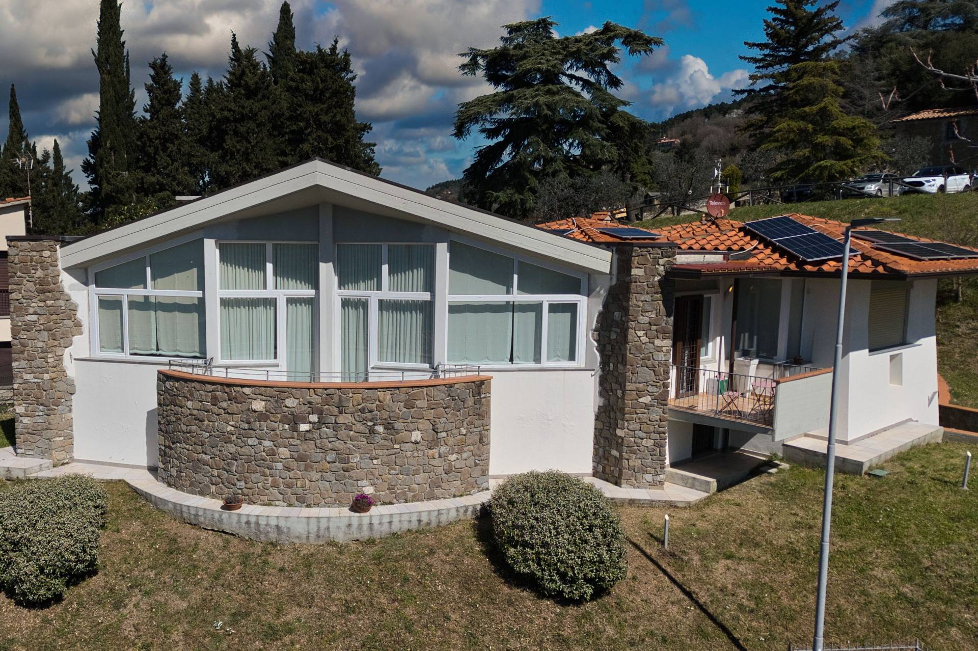 Villa in vendita a Reggello