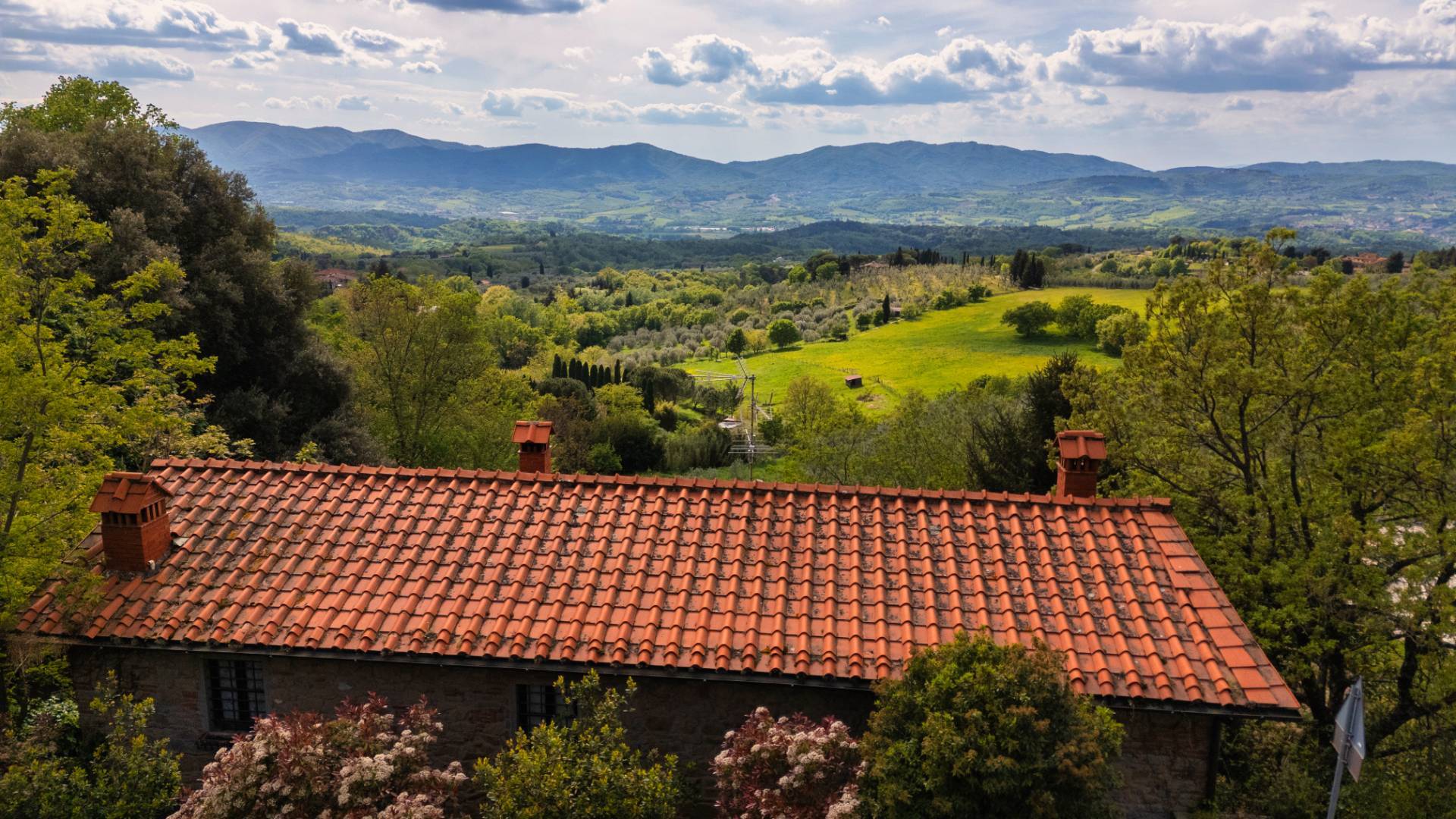 Casa colonica in vendita a Reggello