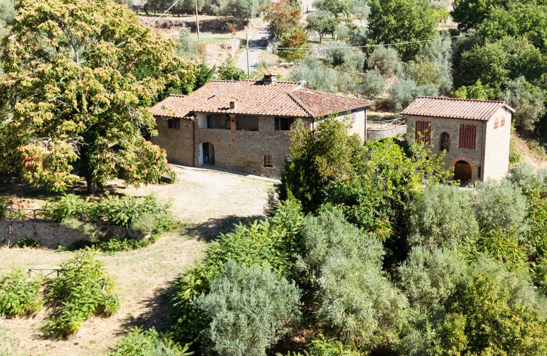 Casa colonica in vendita a Reggello
