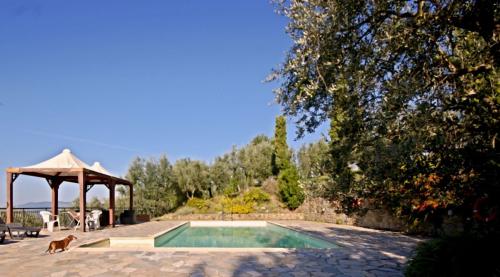 Cascina/Casale/Masseria in vendita a Reggello