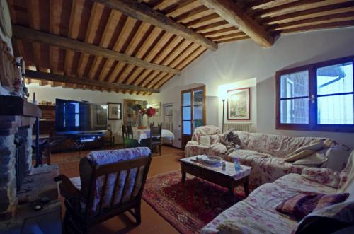 Cascina/Casale/Masseria in vendita a Reggello