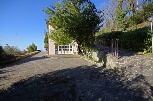 Cascina/Casale/Masseria in vendita a Reggello