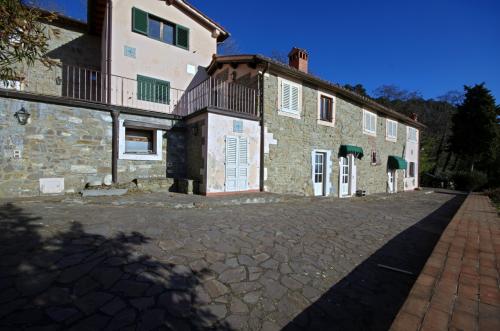 Cascina/Casale/Masseria in vendita a Reggello