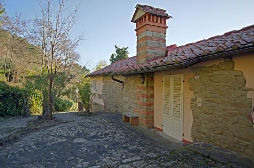 Cascina/Casale/Masseria in vendita a Reggello