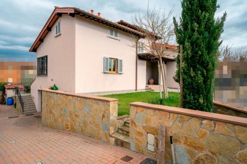 Villa in vendita a Figline e Incisa Valdarno