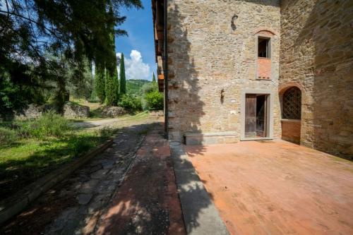 Cascina/Casale/Masseria in vendita a Reggello