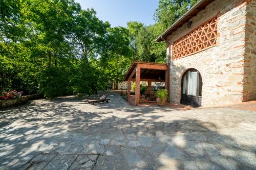 Cascina/Casale/Masseria in vendita a Reggello