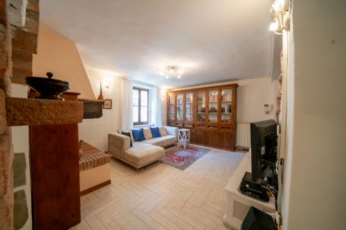 Cascina/Casale/Masseria in vendita a Reggello
