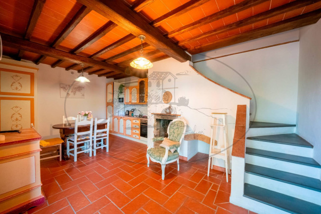 Cascina/Casale/Masseria in vendita a Reggello